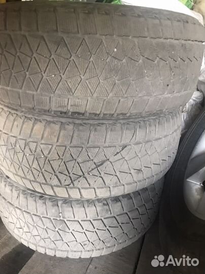 Bridgestone Blizzak DM-V2 255/55 R19