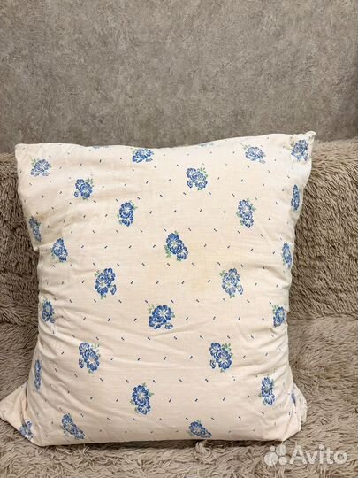 Подушка перьевая новая