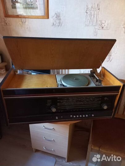 Радиола Урал 111