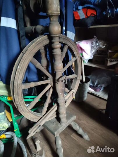 Прялка деревянная старинная