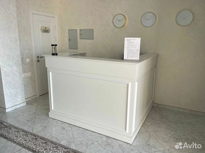 Под заказ Стойка ресепшен для администратора Оригами