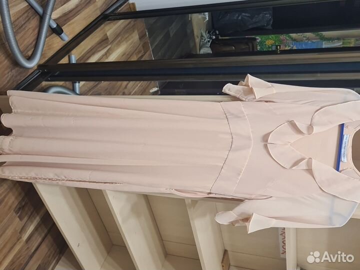 Вечернее платье в пол 42 44