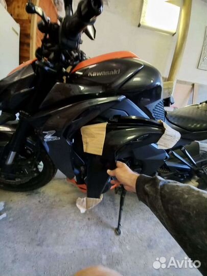 Боковой пластик на Кавасаки z1000 2018 г