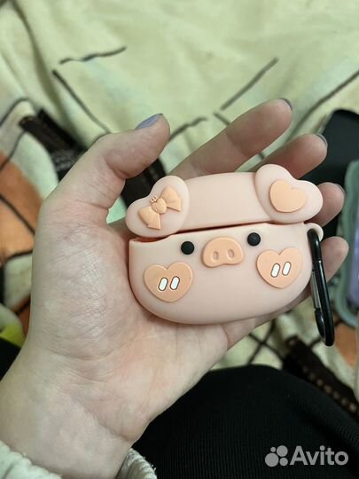 Чехлы на iPhone 13 и на AirPods Pro