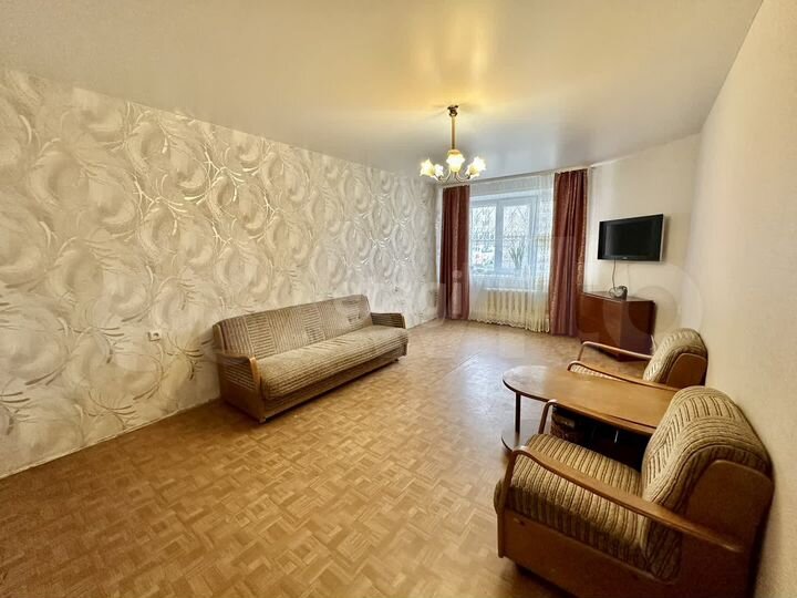 4-к. квартира, 105 м², 1/9 эт.