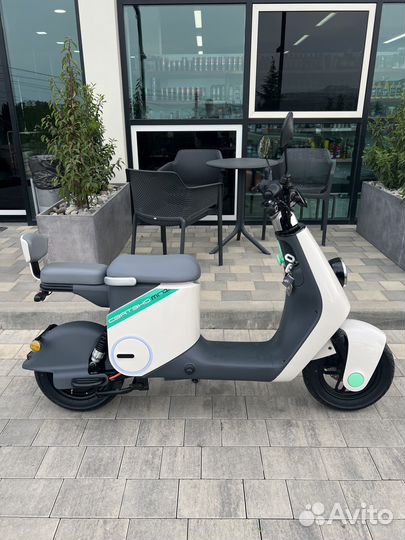 Электроскутер Svyateco MN1