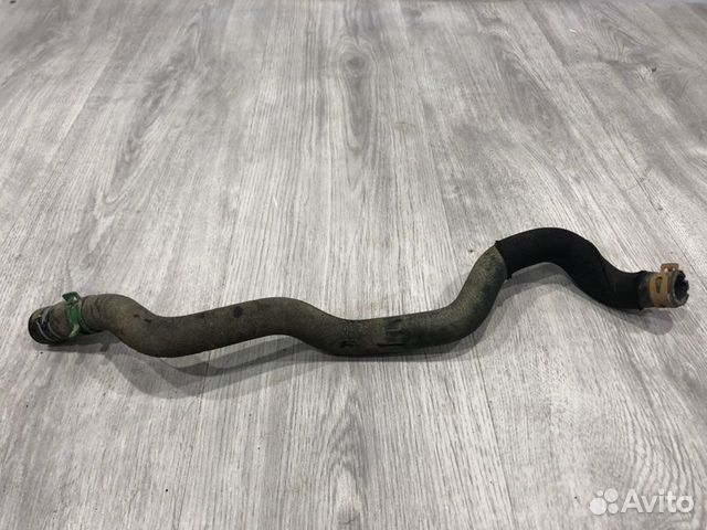 Патрубок системы охлаждения Renault Megane 3