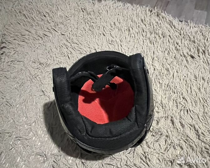 Шлем горнолыжный atomic