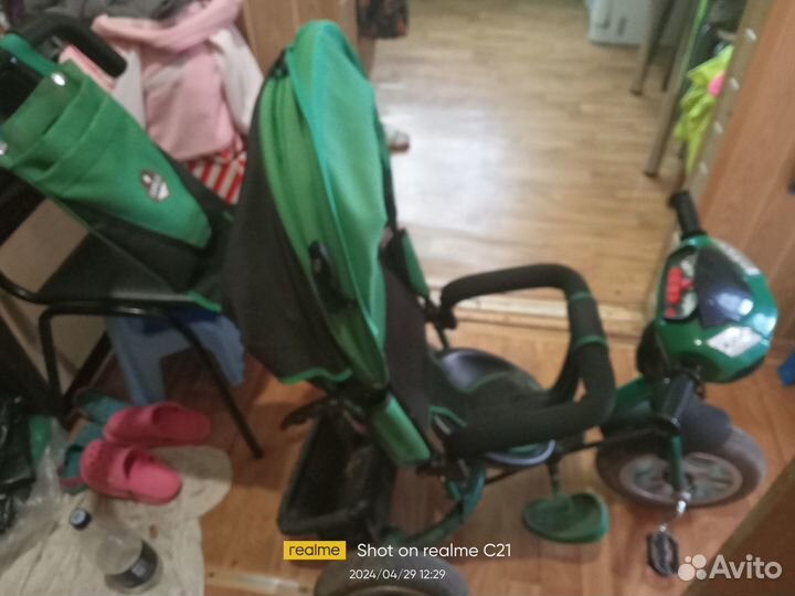 Детский велосипед с родительской ручкой