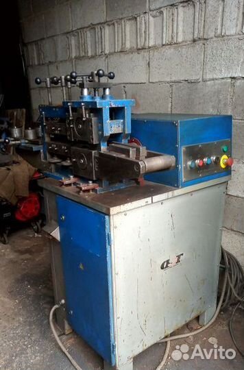 Станок для изготовления кованых изделий UMT-05
