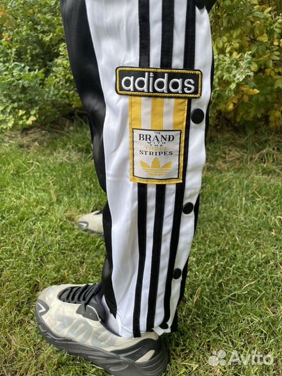 Спортивные штаны adidas adibreak