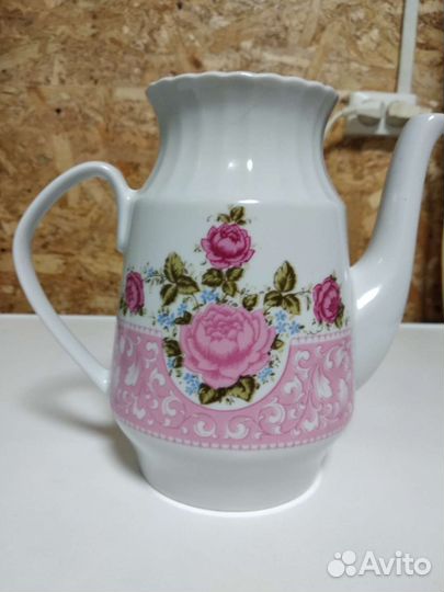 Кофейник, Рига, знак качества, бу. Без крыш