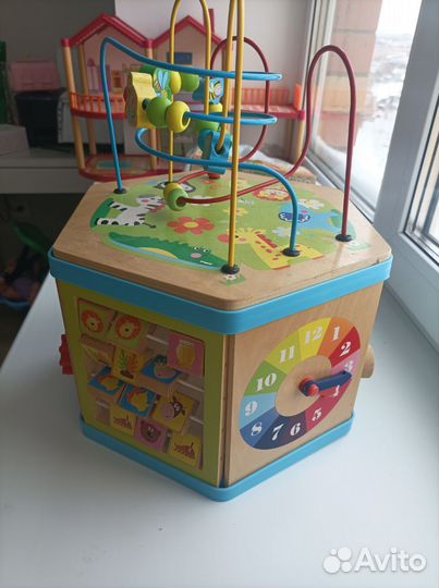 Бизиборд деревянный и лабиринтом