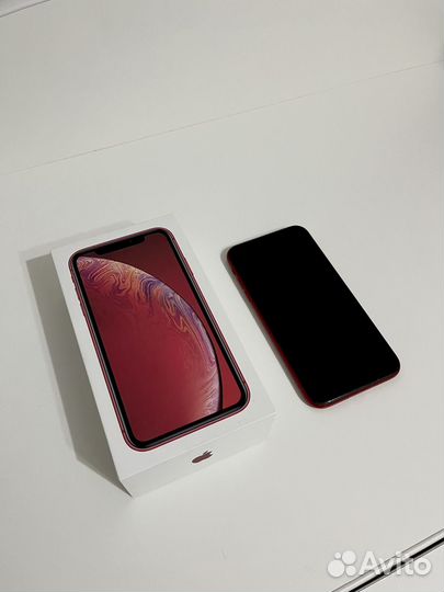 iPhone Xr, 64 ГБ