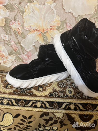 Дутики женские зимние на меху