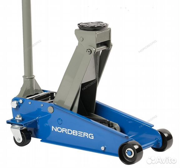 Домкрат подкатной