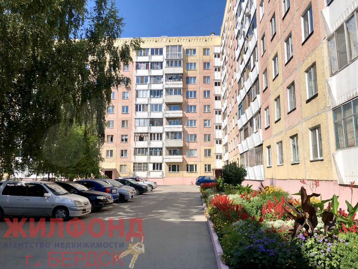 2-к. квартира, 50 м², 5/9 эт.