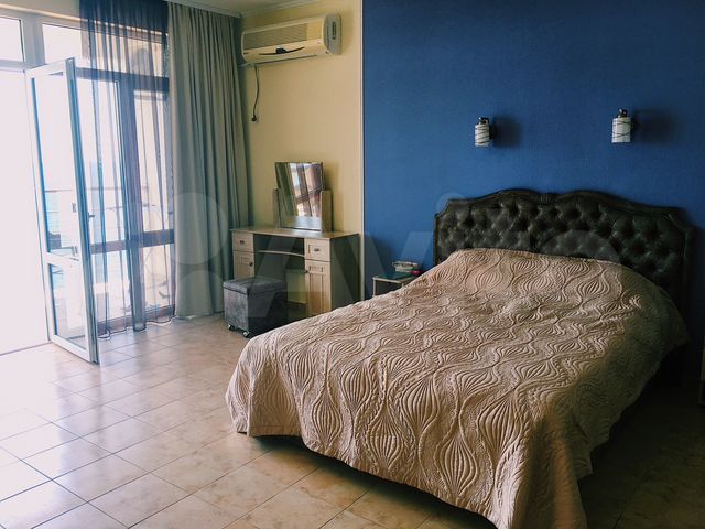 Квартира-студия, 60 м², 5/6 эт.