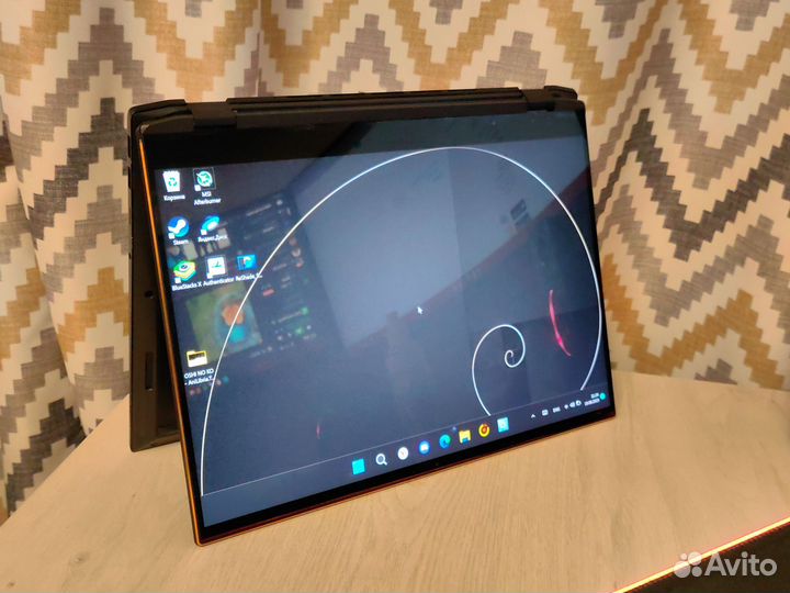MSI Summit E16 Flip Evo A11MT-094RU