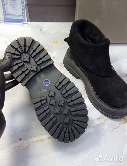 Ботинки женские 36 размер