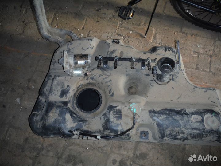 Запчасти на ларгус