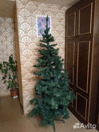 Ёлка искусственная
