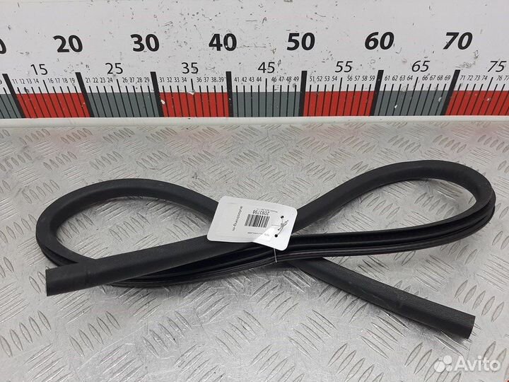 Уплотнитель двери для Mitsubishi Space Star 1