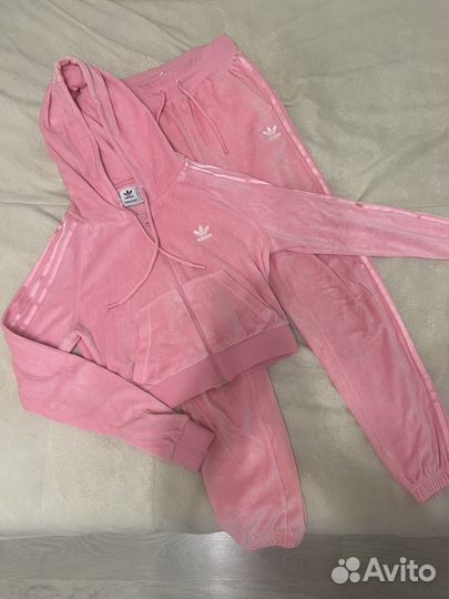 Спортивный костюм adidas женский