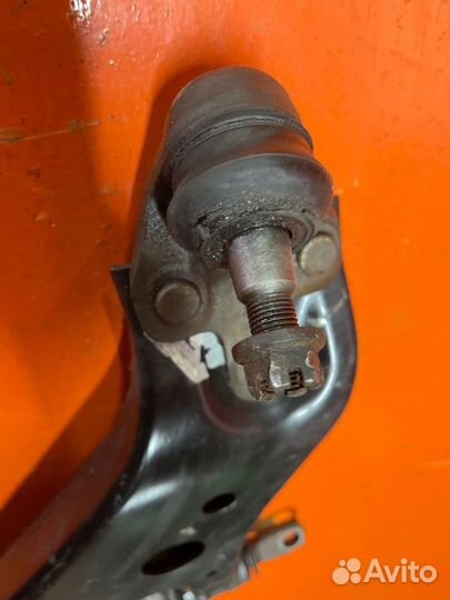 Рычаг передний левый Lexus Rx450 GYL16 2GR-FXE