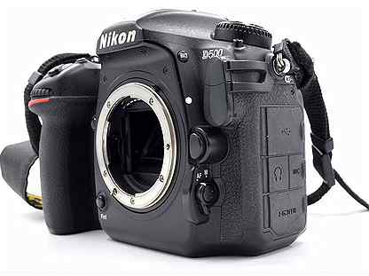 Зеркальный фотоаппарат Nikon D500 Body