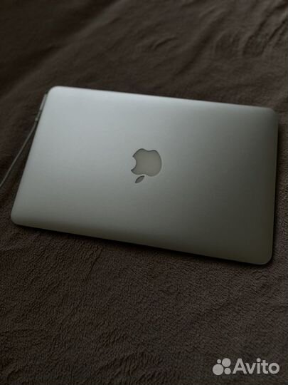 Apple MacBook Air 11