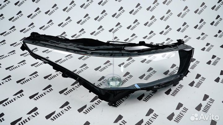 Правое стекло фары Toyota Highlander 2019 Full LED