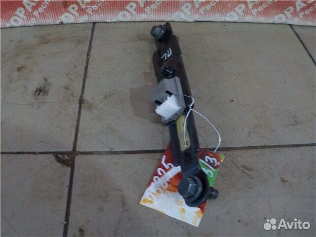 Механизм регулировки высоты ремня безопасности