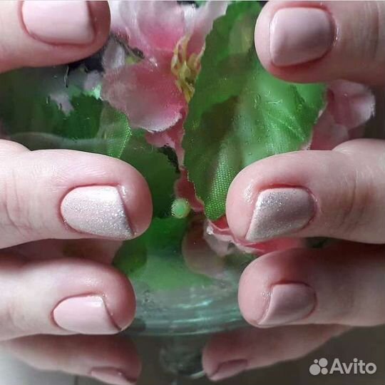 Ищу модель.Маникюр и педикюр