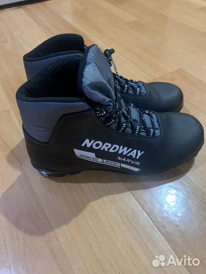 Ботинки лыжные 40 разм