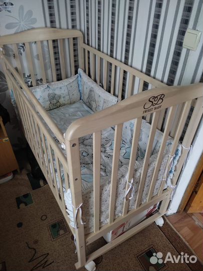 Детская кроватка
