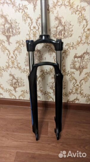 Вилка Suntour XCM HLO + резьбовой экцентрик ztto