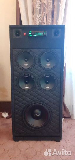 Музыкальный центр