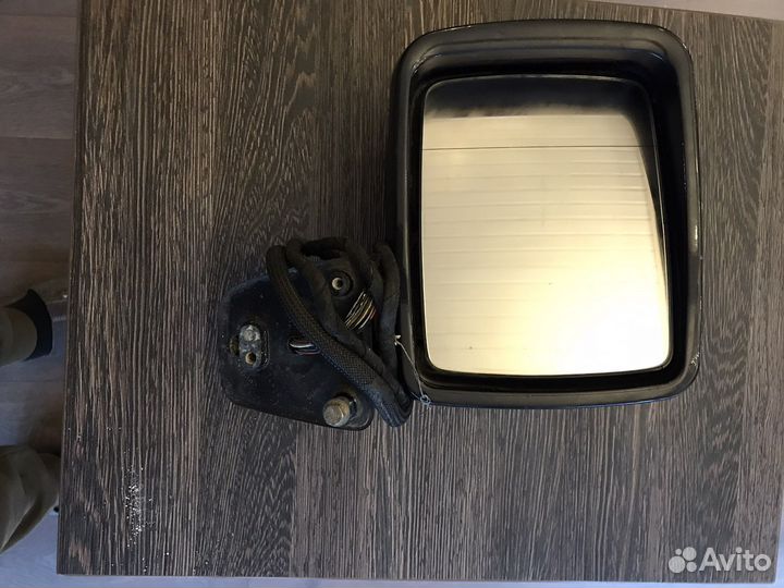 Боковое зеркало на Мерседес g463 2001 г