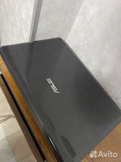 Ноутбук на запчасти asus