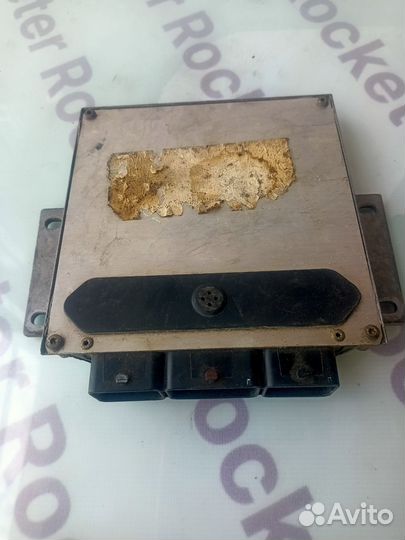 Блок управления двс Peugeot 406 2.0