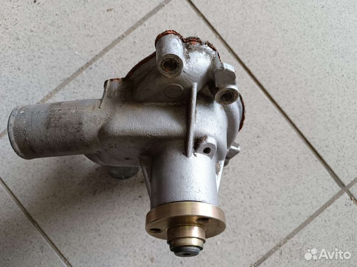 Водяная помпа змз 406