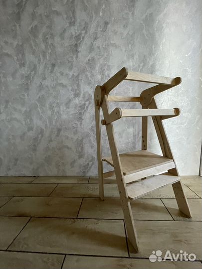 Башня помощника монтессори