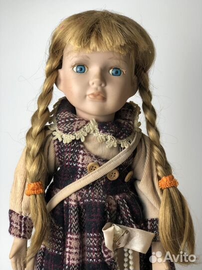 Кукла фарфоровая винтаж