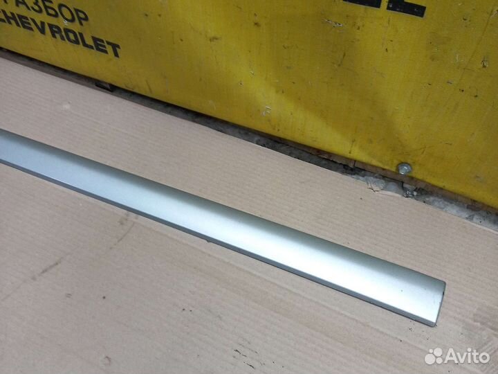 Молдинг передний левый Шевроле Лачетти