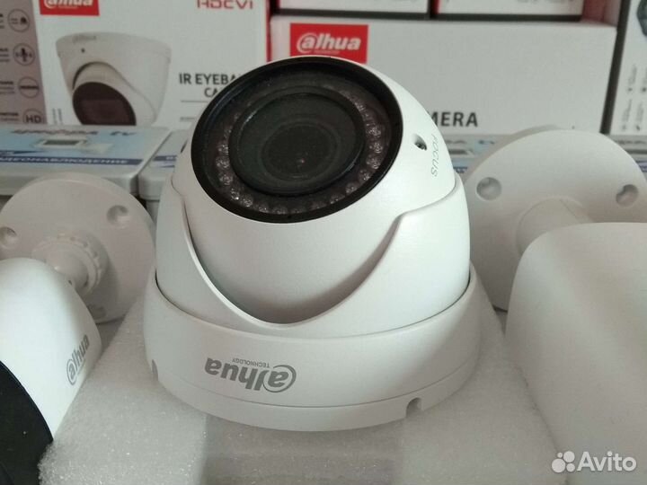 Видеонаблюдение 8 Камер с микрофоном Dahua