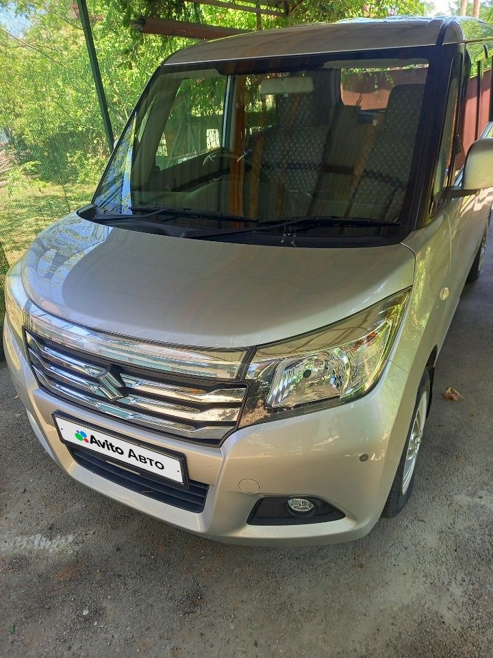 Suzuki Solio: фото владельца