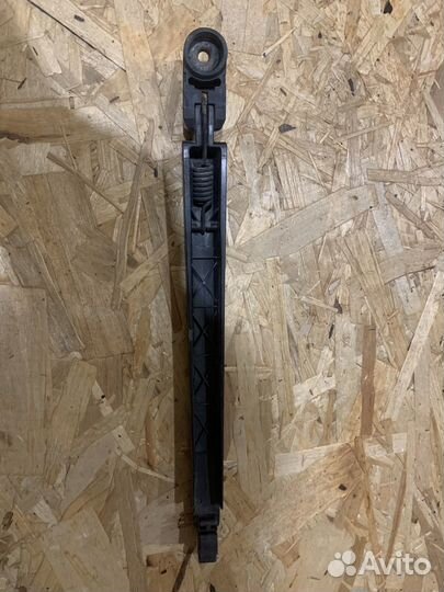 Рычаг заднего очистителя Mazda cx-7