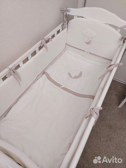 Комплект в детскую кроватку с бортиками