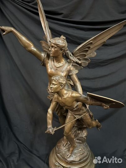 Антикварная бронзовая скульптура. Edouard drouot
